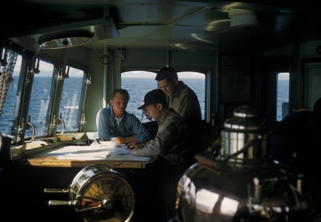 CREW-CHANGES-VISA-ARRANGEMENTS-1-1024x708